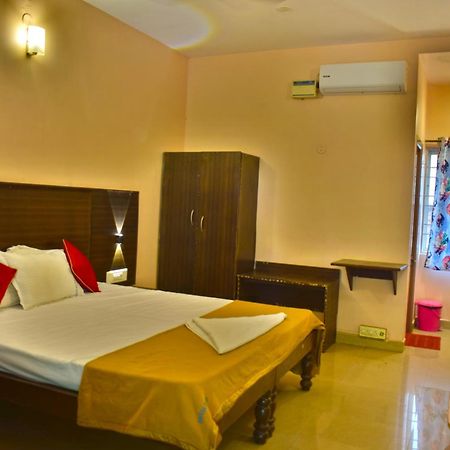 Jains Royal Palace Resorts Yelagiri Exterior foto