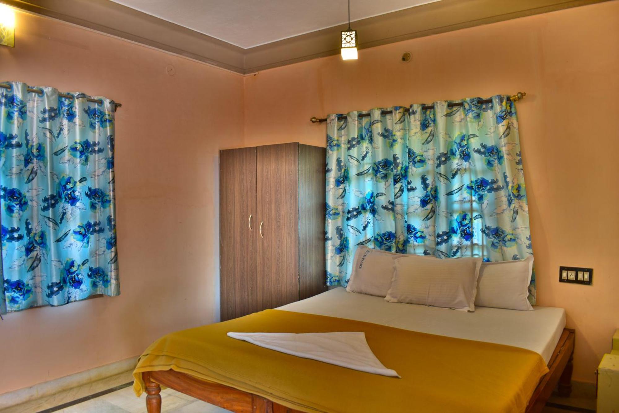 Jains Royal Palace Resorts Yelagiri Exterior foto