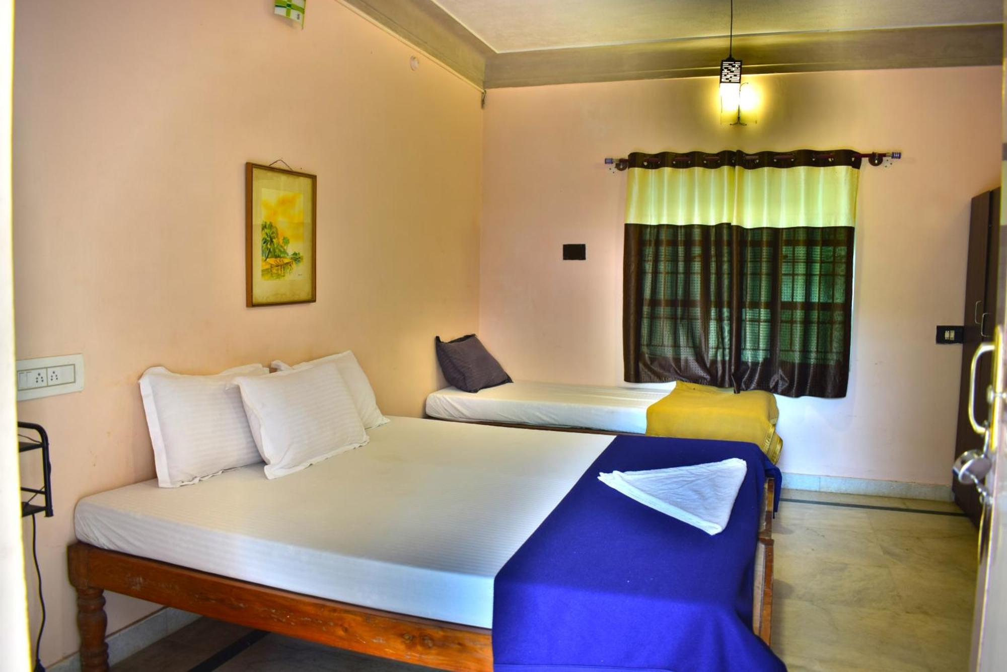 Jains Royal Palace Resorts Yelagiri Exterior foto