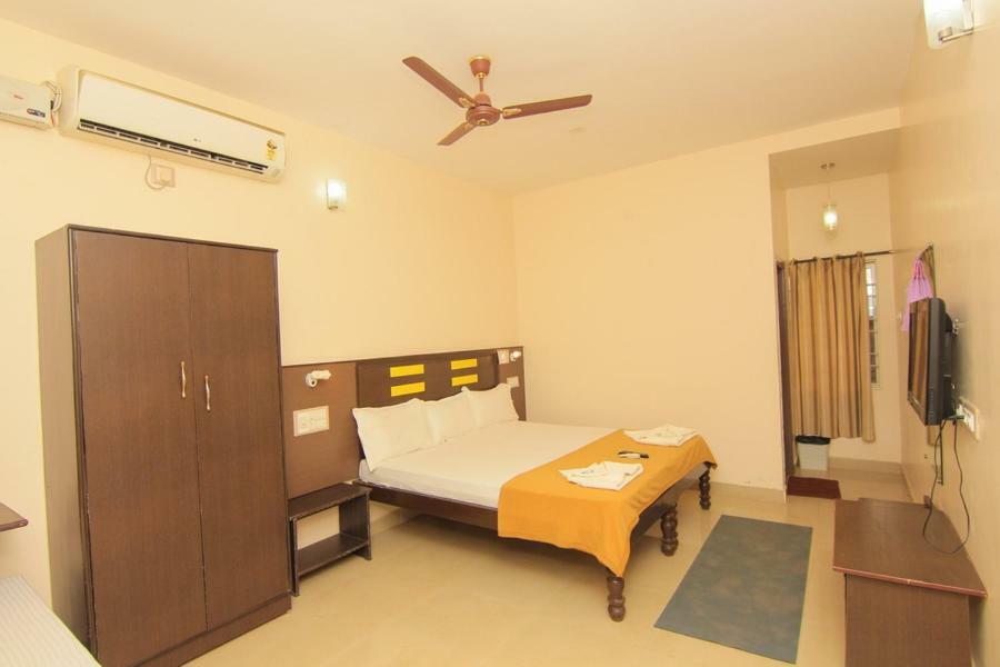 Jains Royal Palace Resorts Yelagiri Exterior foto