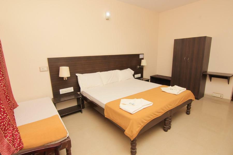 Jains Royal Palace Resorts Yelagiri Exterior foto