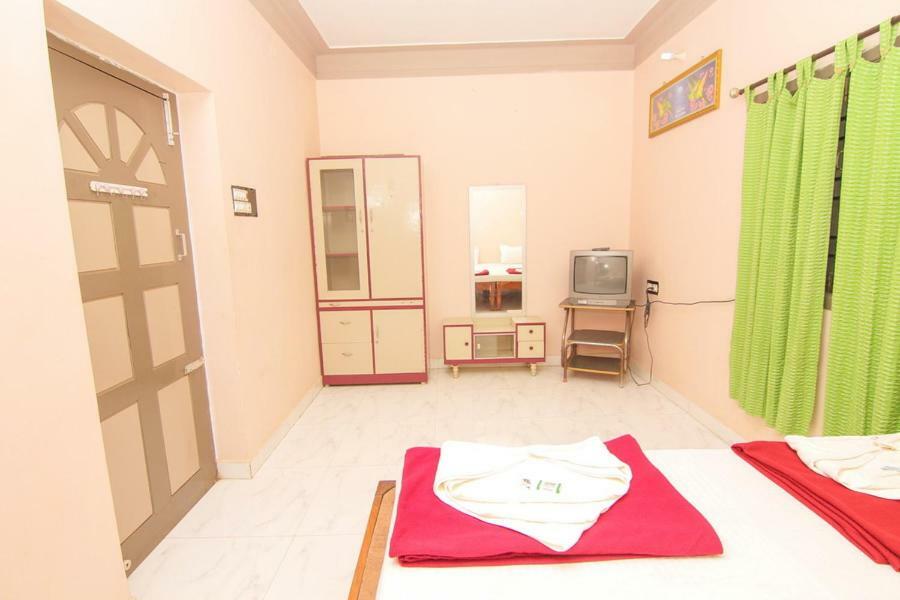 Jains Royal Palace Resorts Yelagiri Exterior foto