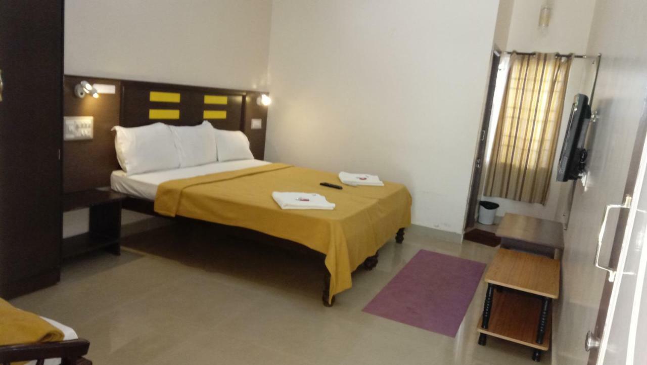 Jains Royal Palace Resorts Yelagiri Exterior foto